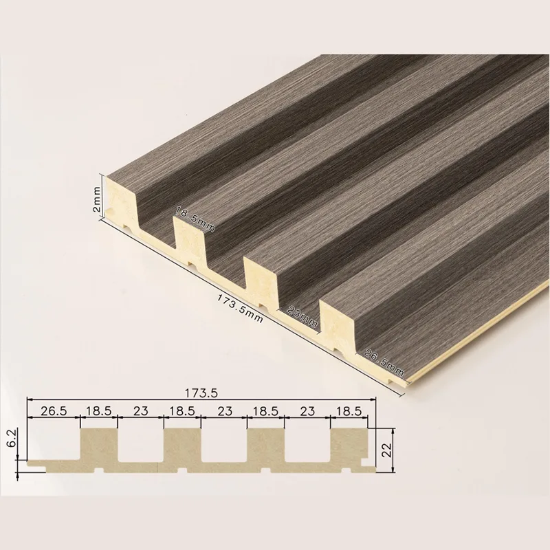 166 Massief gecanneleerd paneel met 4 rasters